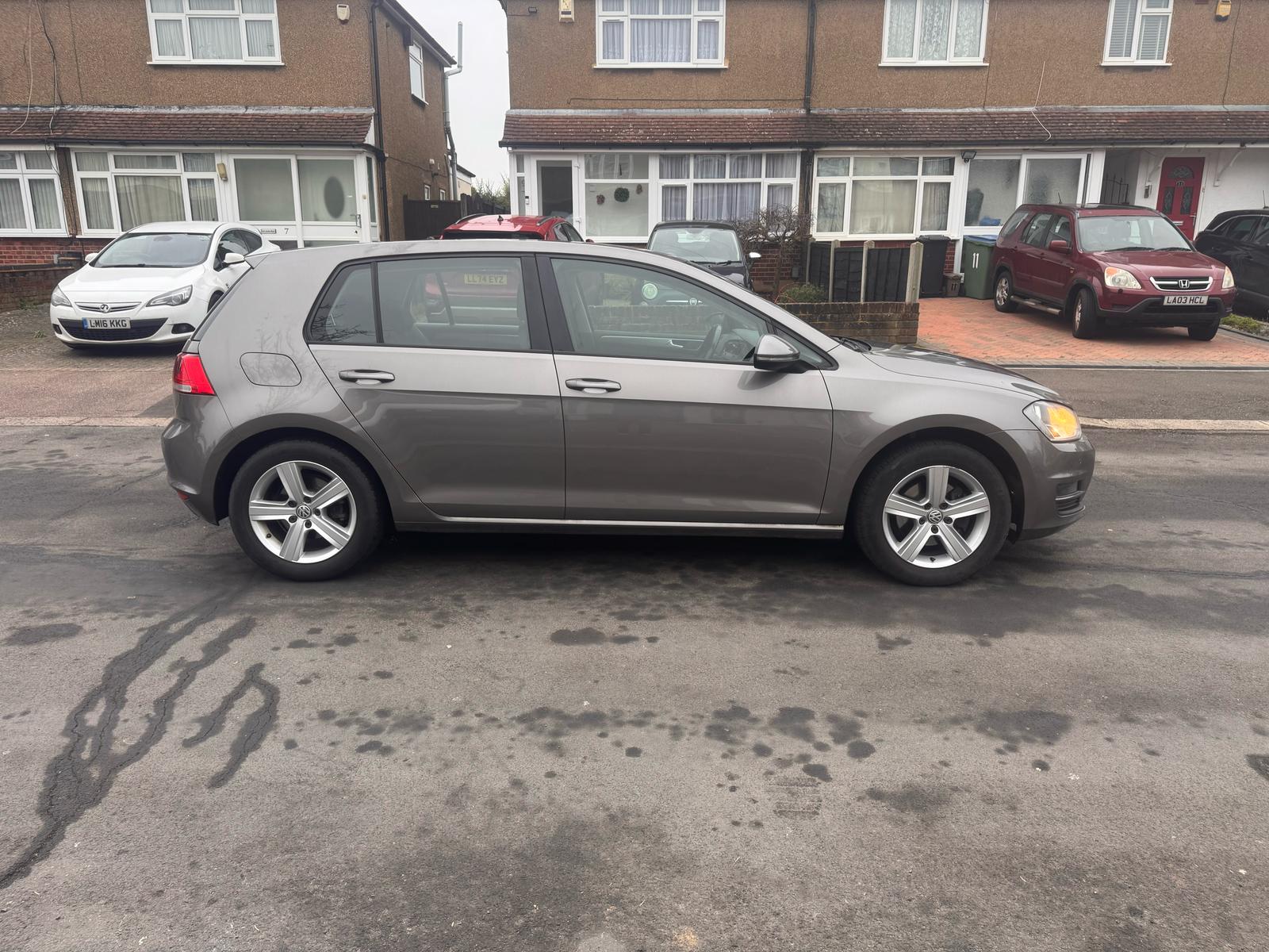 Volkswagen Golf 2014 (CAT S) - Grey - Manual - Petrol - Image 9