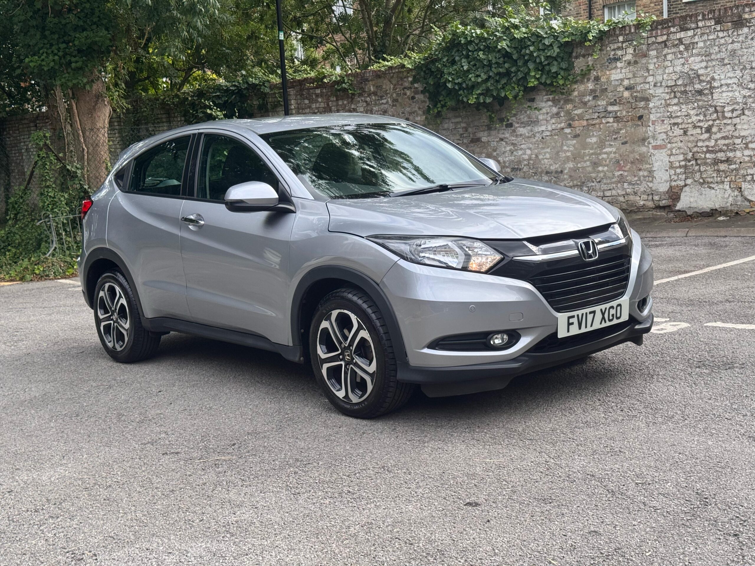 2017 Honda HR-V I-VTEC SE 1498cc | Silver | Automatic | Petrol - Image 3