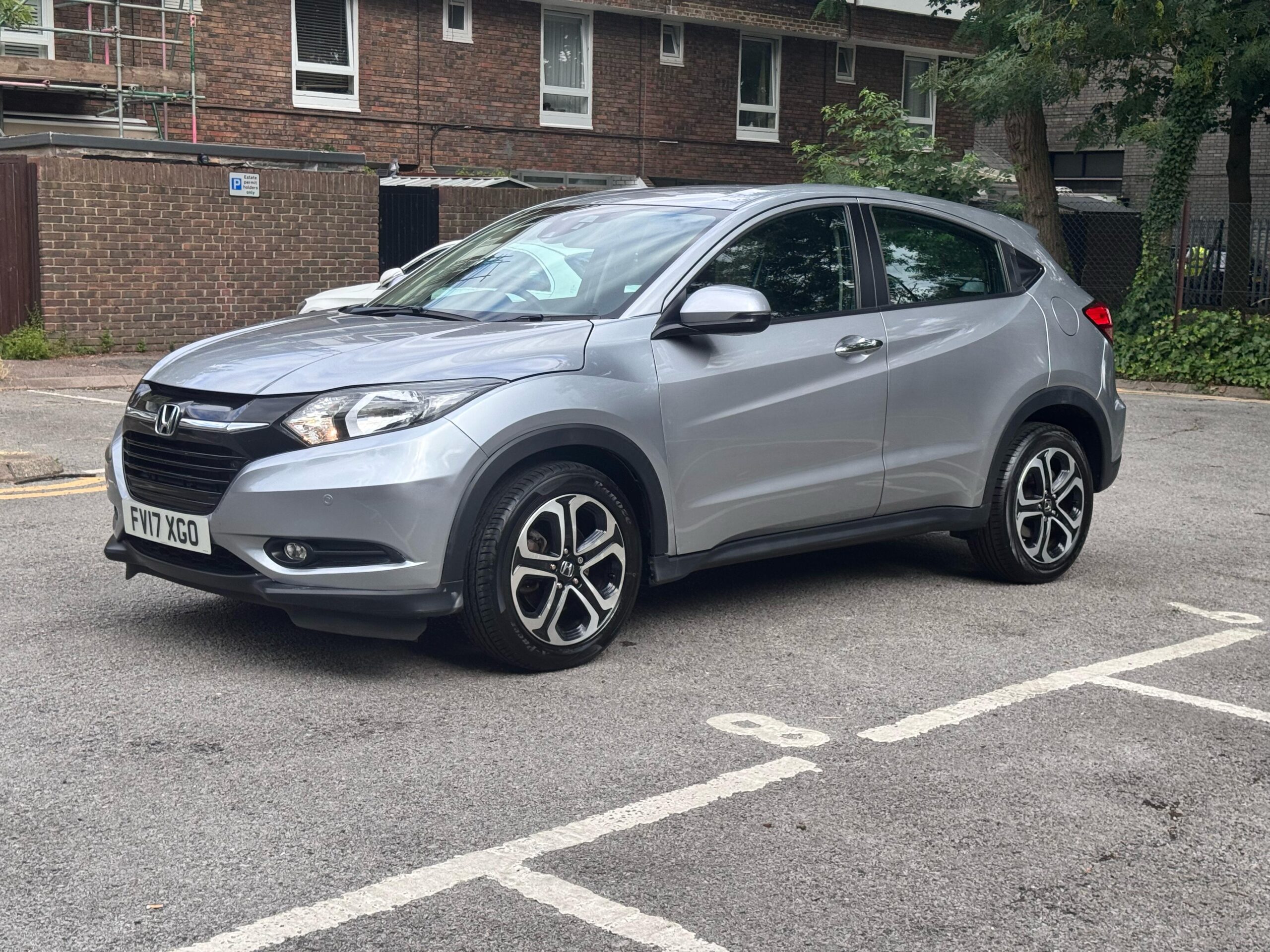 2017 Honda HR-V I-VTEC SE 1498cc | Silver | Automatic | Petrol - Image 9