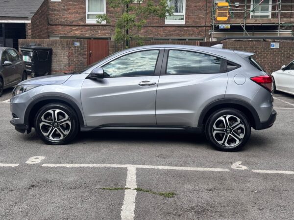 2017 Honda HR-V I-VTEC SE 1498cc | Silver | Automatic | Petrol - Image 8