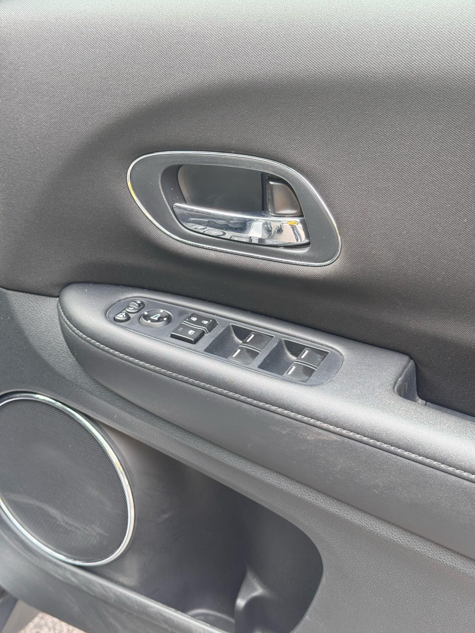 2017 Honda HR-V I-VTEC SE 1498cc | Silver | Automatic | Petrol - Image 15